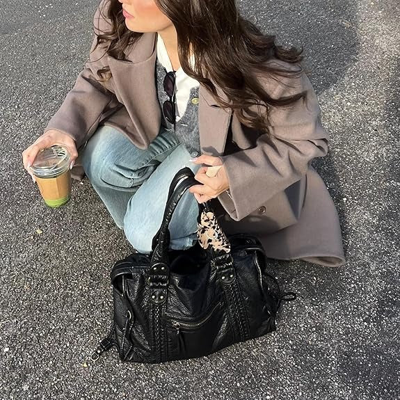 Soft Leather Tote Bag – Hobo Style with Crossbody Strap